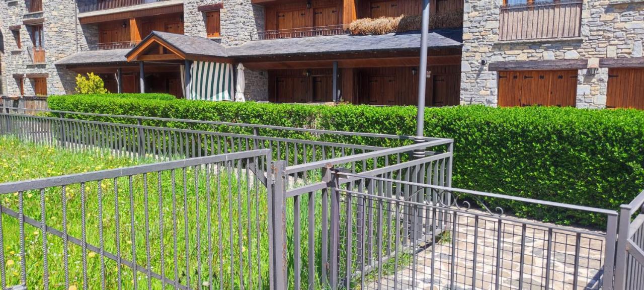 El Llano De Escarrilla - Tucasaenlospirineos Esterno foto