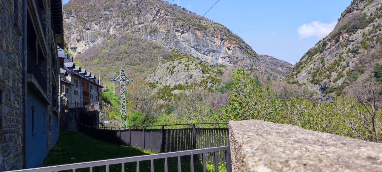 El Llano De Escarrilla - Tucasaenlospirineos Esterno foto