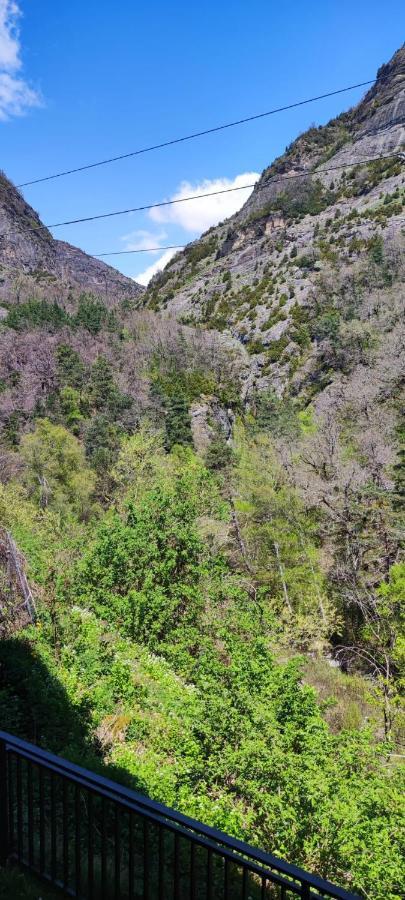 El Llano De Escarrilla - Tucasaenlospirineos Esterno foto